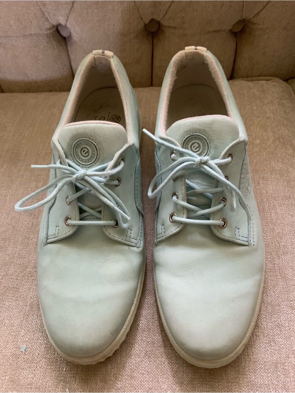 Ecco Women's Mint Leather Lace-Up Sneakers